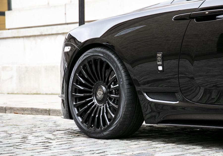 Колеса Rolls-Royce Wraith by ONYX Concept 2019 года  (фото 24 из 36)